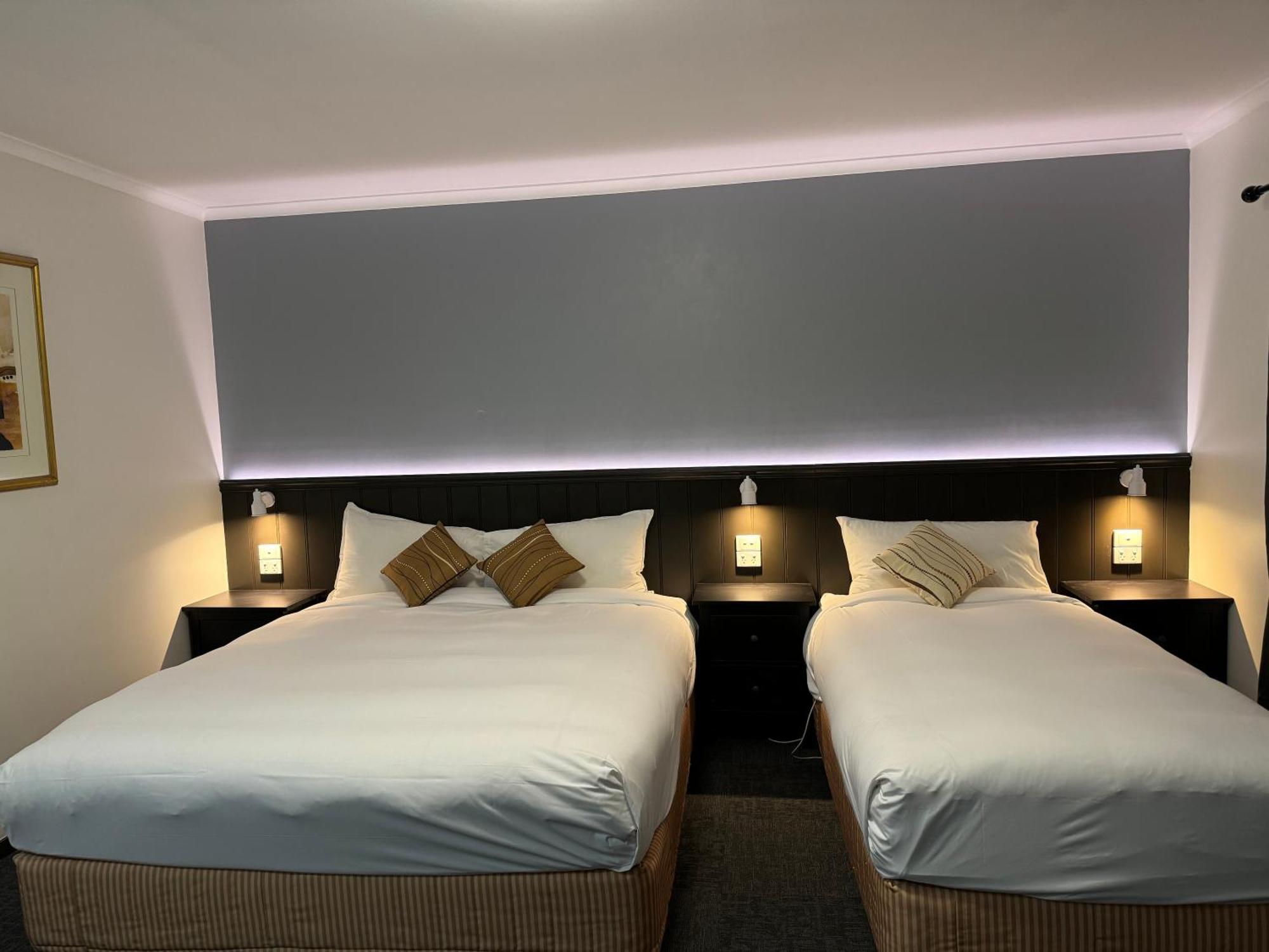 Golden Chain Country Plaza Motel Halls Gap Bagian luar foto