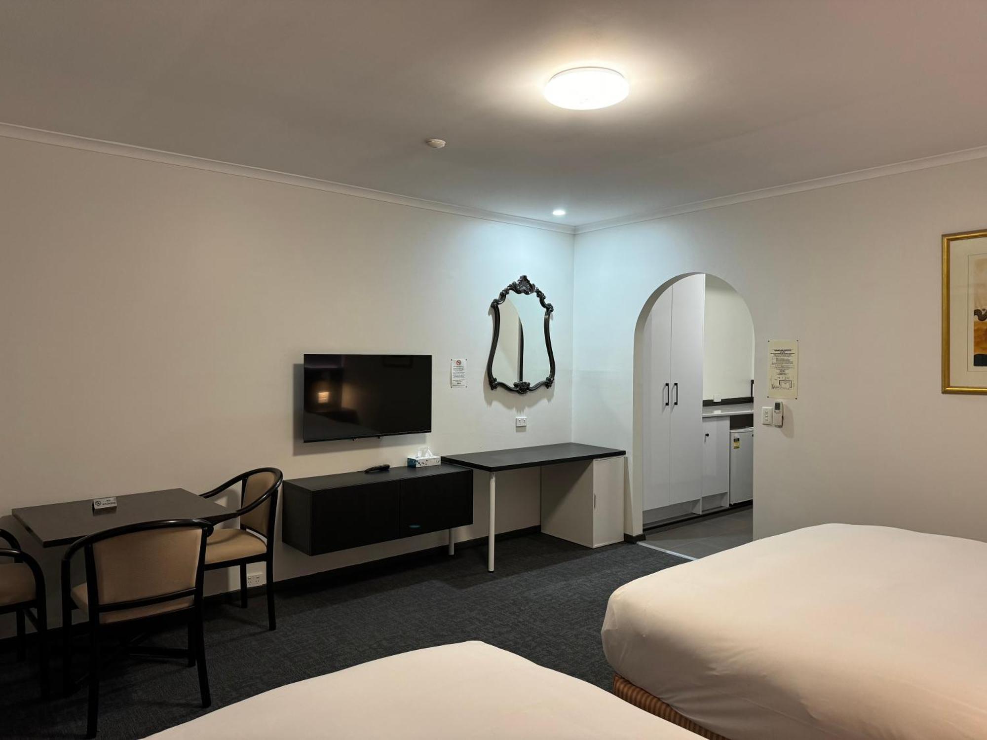 Golden Chain Country Plaza Motel Halls Gap Bagian luar foto