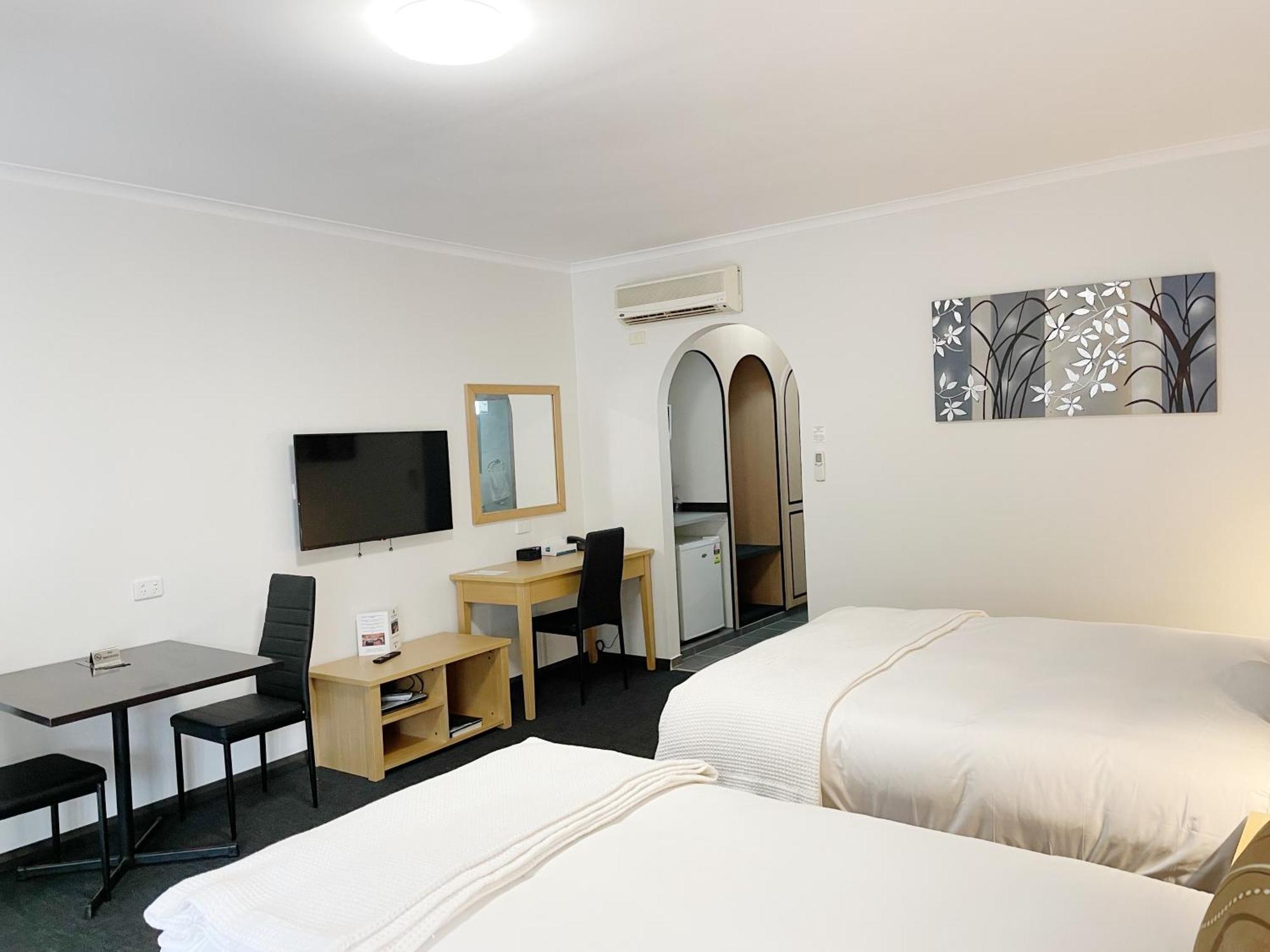 Golden Chain Country Plaza Motel Halls Gap Bagian luar foto