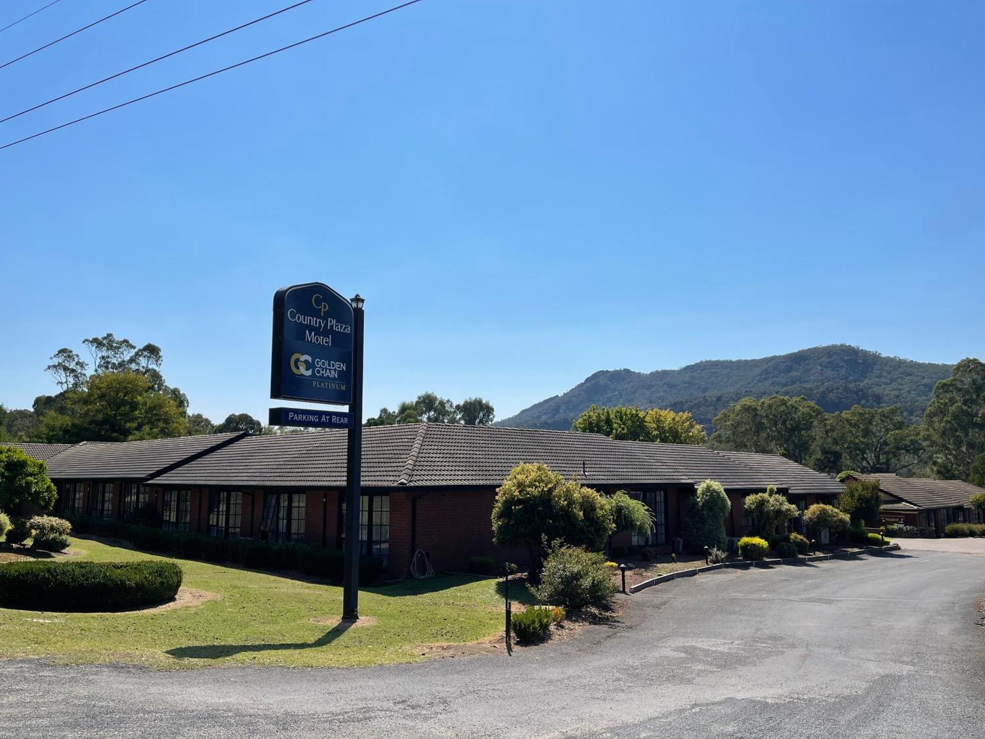 Golden Chain Country Plaza Motel Halls Gap Bagian luar foto