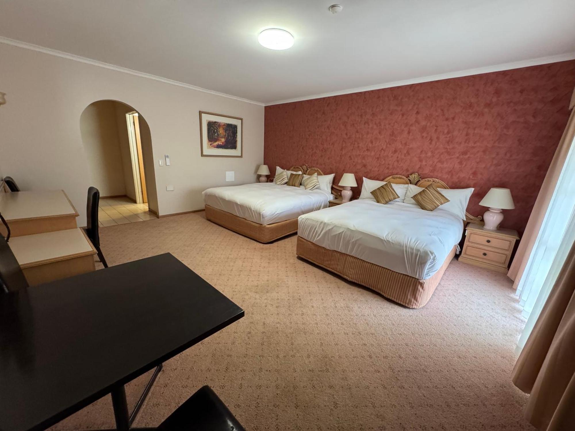 Golden Chain Country Plaza Motel Halls Gap Bagian luar foto